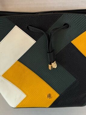 Leather bucket bag, Lauren
Ralph Lauren Derby II
Colorblock Patchwork